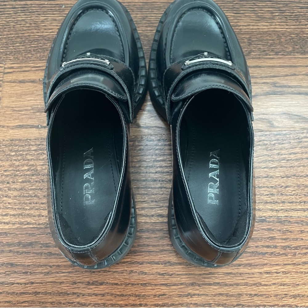 Prada Women’s Black Leather Logo Loafers - Picture 4 of 7